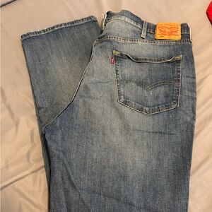 Men’s Levi’s jeans